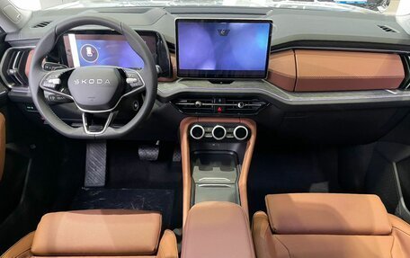 Skoda Kodiaq, 2025 год, 5 600 000 рублей, 10 фотография