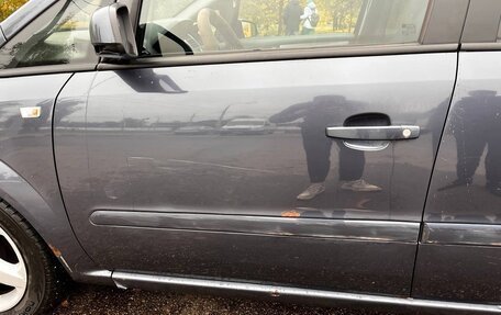 Opel Zafira B, 2007 год, 455 000 рублей, 17 фотография