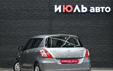 Suzuki Swift IV, 2011 год, 750 000 рублей, 4 фотография