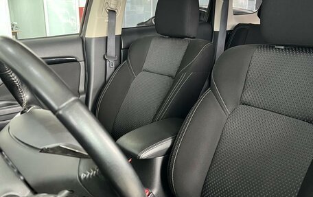 Mitsubishi Outlander III рестайлинг 3, 2019 год, 2 350 000 рублей, 15 фотография