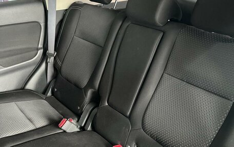 Mitsubishi Outlander III рестайлинг 3, 2019 год, 2 350 000 рублей, 18 фотография