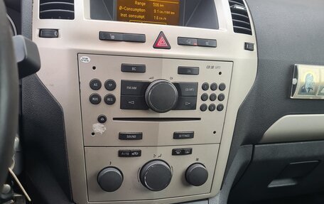 Opel Zafira B, 2008 год, 650 000 рублей, 10 фотография