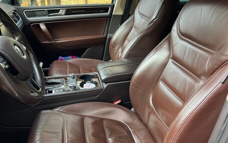 Volkswagen Touareg III, 2011 год, 1 780 000 рублей, 17 фотография