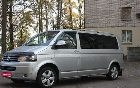 Volkswagen Multivan T5, 2010 год, 2 130 000 рублей, 1 фотография