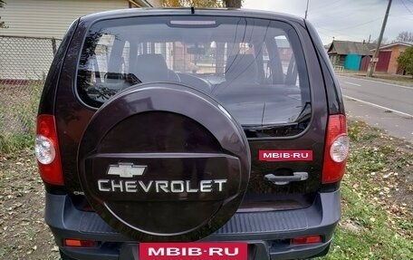Chevrolet Niva I рестайлинг, 2010 год, 460 000 рублей, 2 фотография