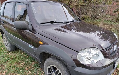 Chevrolet Niva I рестайлинг, 2010 год, 460 000 рублей, 12 фотография