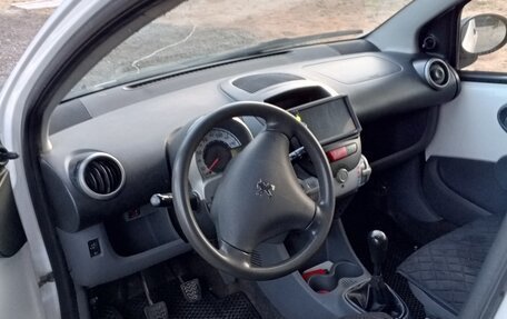 Peugeot 107 I рестайлинг, 2011 год, 325 000 рублей, 4 фотография