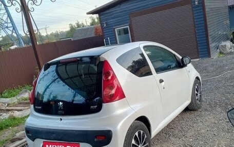 Peugeot 107 I рестайлинг, 2011 год, 325 000 рублей, 2 фотография