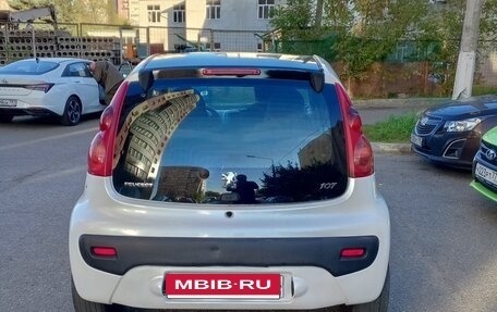 Peugeot 107 I рестайлинг, 2011 год, 325 000 рублей, 9 фотография