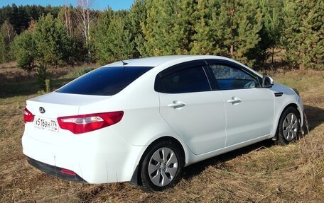 KIA Rio III рестайлинг, 2014 год, 730 000 рублей, 2 фотография