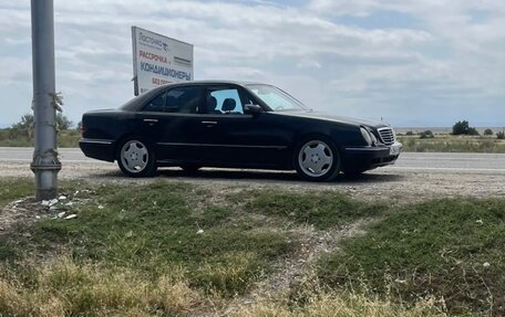 Mercedes-Benz E-Класс, 1999 год, 470 000 рублей, 3 фотография