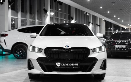 BMW 5 серия, 2024 год, 6 500 000 рублей, 2 фотография