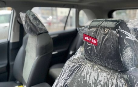 Toyota RAV4, 2025 год, 3 930 000 рублей, 12 фотография
