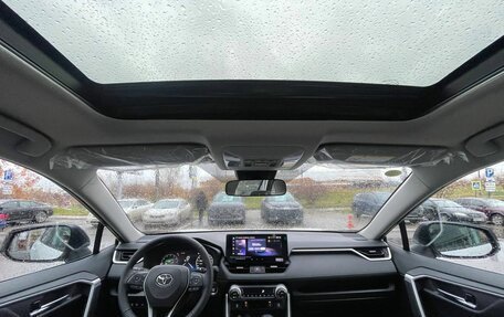 Toyota RAV4, 2025 год, 3 930 000 рублей, 27 фотография
