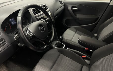 Volkswagen Polo VI (EU Market), 2016 год, 888 000 рублей, 9 фотография