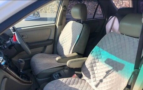 Toyota Harrier, 1998 год, 1 180 000 рублей, 6 фотография