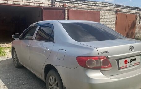 Toyota Corolla, 2012 год, 900 000 рублей, 3 фотография