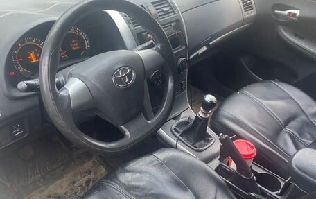 Toyota Corolla, 2012 год, 900 000 рублей, 7 фотография