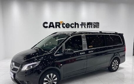 Mercedes-Benz Vito, 2021 год, 4 480 000 рублей, 1 фотография