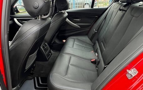 BMW 3 серия, 2018 год, 2 920 000 рублей, 17 фотография