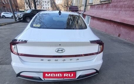 Hyundai Sonata VIII, 2023 год, 3 250 000 рублей, 4 фотография