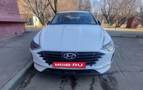 Hyundai Sonata VIII, 2023 год, 3 250 000 рублей, 8 фотография