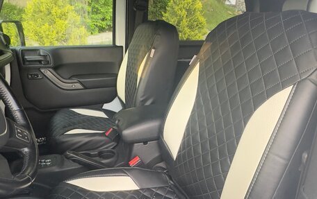 Jeep Wrangler, 2016 год, 3 300 000 рублей, 14 фотография