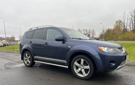 Mitsubishi Outlander III рестайлинг 3, 2007 год, 959 000 рублей, 2 фотография