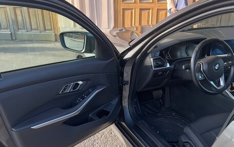 BMW 3 серия, 2021 год, 3 200 000 рублей, 10 фотография