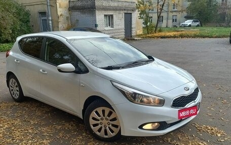 KIA cee'd III, 2015 год, 1 050 000 рублей, 2 фотография