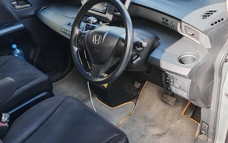 Honda Freed I, 2011 год, 1 200 000 рублей, 8 фотография