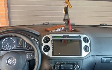 Volkswagen Tiguan I, 2012 год, 800 000 рублей, 3 фотография