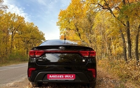 KIA Rio IV, 2019 год, 1 550 000 рублей, 3 фотография