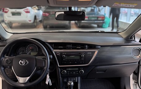 Toyota Auris II, 2014 год, 1 211 000 рублей, 12 фотография