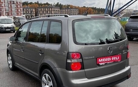 Volkswagen Touran III, 2008 год, 700 000 рублей, 11 фотография