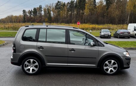 Volkswagen Touran III, 2008 год, 700 000 рублей, 15 фотография