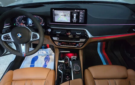 BMW 5 серия, 2022 год, 3 290 040 рублей, 8 фотография