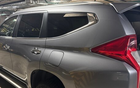 Mitsubishi Pajero Sport III рестайлинг, 2017 год, 2 950 000 рублей, 5 фотография