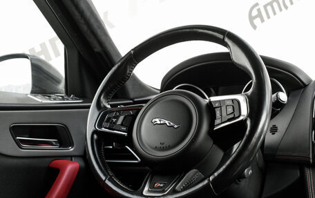 Jaguar F-Pace, 2018 год, 3 670 000 рублей, 14 фотография