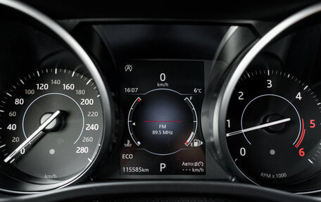 Jaguar F-Pace, 2018 год, 3 670 000 рублей, 18 фотография