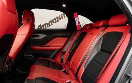 Jaguar F-Pace, 2018 год, 3 670 000 рублей, 27 фотография