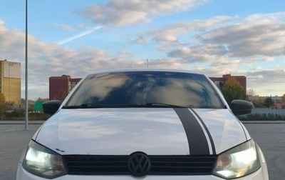 Volkswagen Polo VI (EU Market), 2012 год, 650 000 рублей, 1 фотография