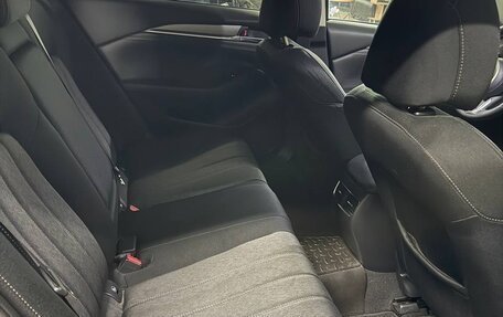 Mazda 6, 2020 год, 2 250 000 рублей, 15 фотография