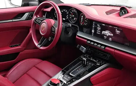 Porsche 911, 2021 год, 10 400 077 рублей, 11 фотография