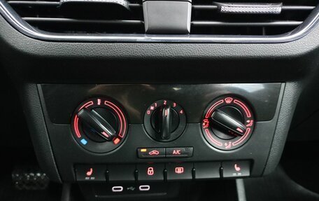 Volkswagen Polo VI (EU Market), 2021 год, 1 838 100 рублей, 11 фотография