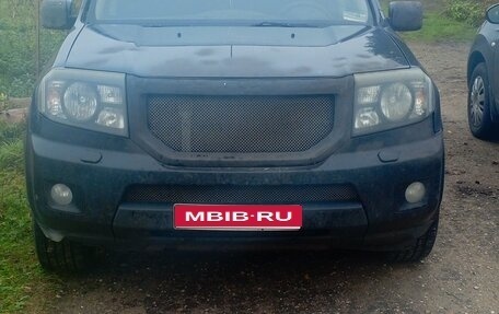 Honda Pilot III рестайлинг, 2011 год, 900 000 рублей, 1 фотография