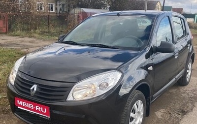 Renault Sandero I, 2013 год, 700 000 рублей, 1 фотография