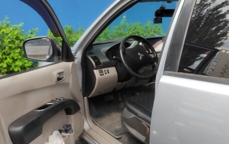 Mitsubishi L200 IV рестайлинг, 2010 год, 1 500 000 рублей, 8 фотография