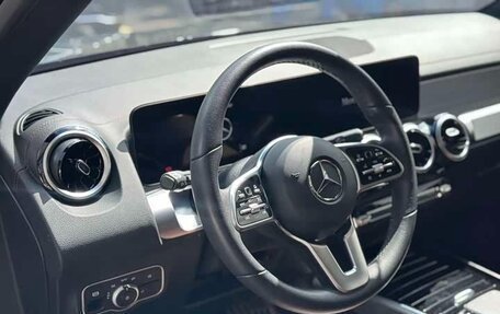 Mercedes-Benz GLB, 2022 год, 2 390 040 рублей, 8 фотография