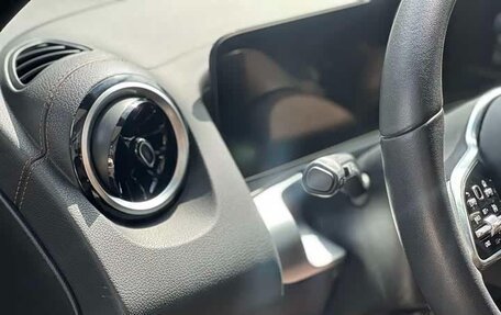 Mercedes-Benz GLB, 2022 год, 2 390 040 рублей, 9 фотография